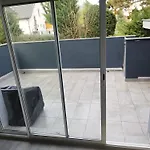 Joli En Rdc Dans Maison Neuve Lejlighed *