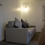 Joli En Rdc Dans Maison Neuve
