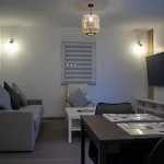 Lejlighed Joli En Rdc Dans Maison Neuve