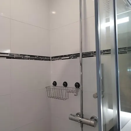 Joli En Rdc Dans Maison Neuve Apartman *