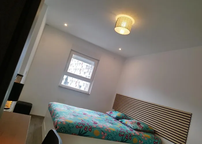 Lejlighed Joli En Rdc Dans Maison Neuve