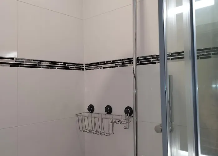 Joli En Rdc Dans Maison Neuve Lejlighed *