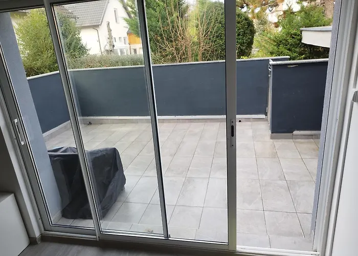 Joli En Rdc Dans Maison Neuve Lejlighed *