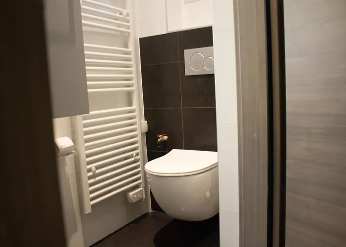 Joli En Rdc Dans Maison Neuve Lejlighed *