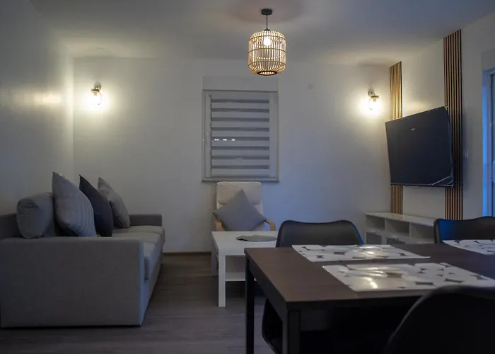 Lejlighed Joli En Rdc Dans Maison Neuve